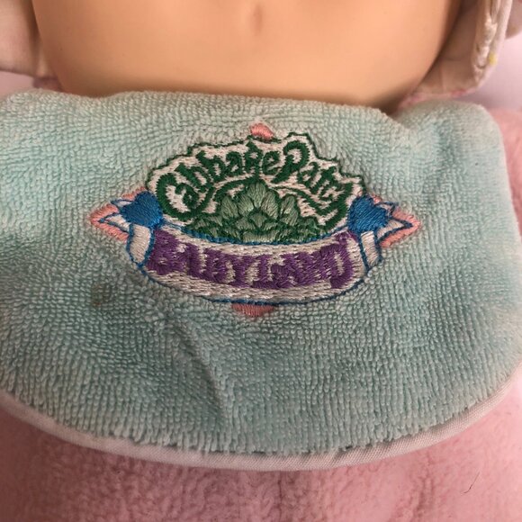 Cabbage Patch Doll  Green Eyes‎ Red Hair Bib One Piece Baby - Picture 3 of 11